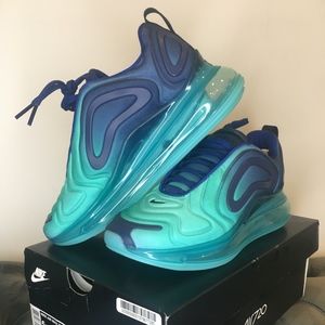 deep royal blue air max 720